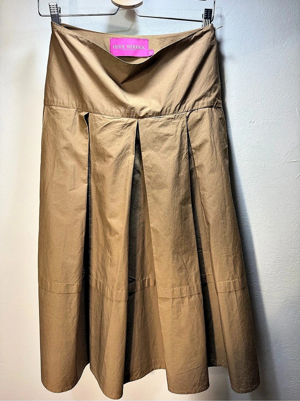 Heidi Merrick Pleated Midi Skirt in Brown Size Medium